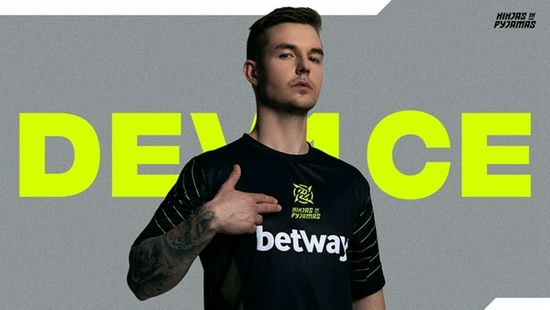 中国战队在机器人足球世界杯中夺冠展现科技实力